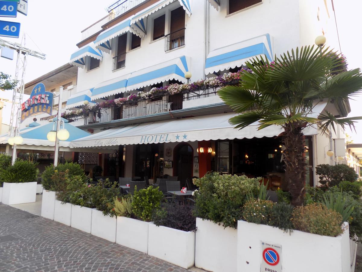 Hotel Udinese Da Aldo Езоло Экстерьер фото