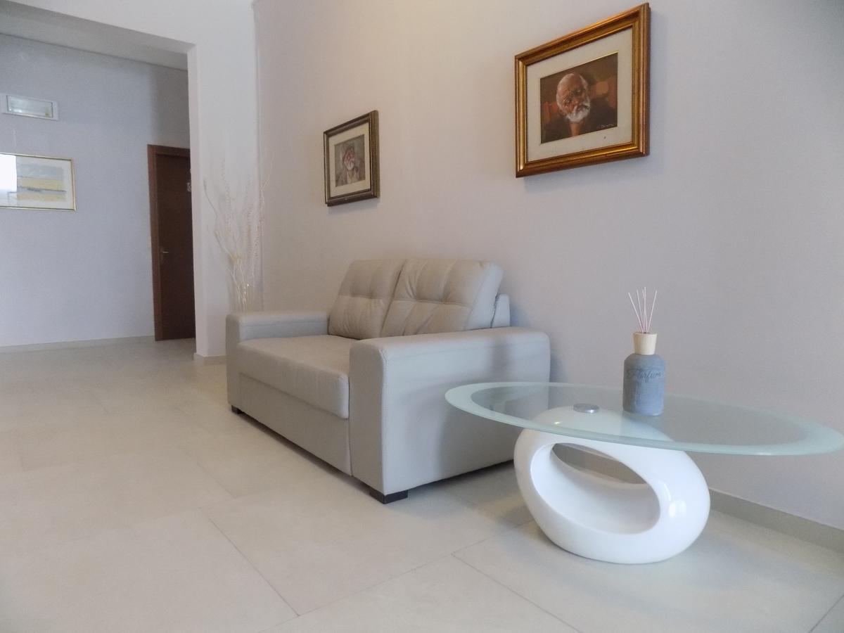 Hotel Udinese Da Aldo Езоло Экстерьер фото